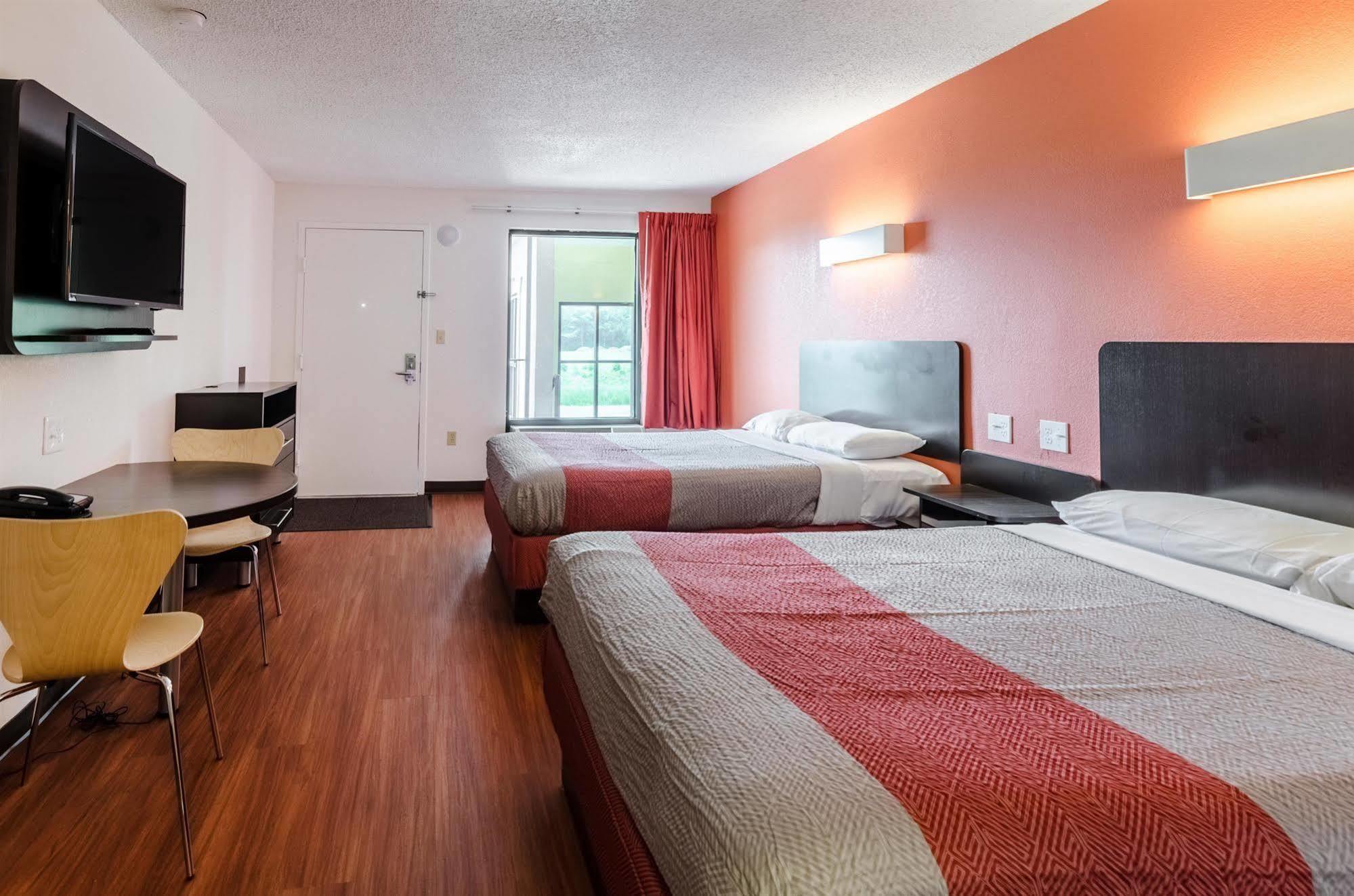 Motel 6-Lexington, VA Buitenkant foto